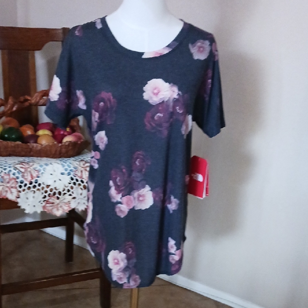 NWT- The North Face Dark Gray Floral Women's Tee